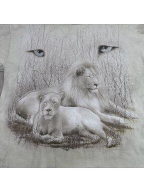 Mountain Shirt Medium Beige Gray Lions 2009 Cotton Made in USA